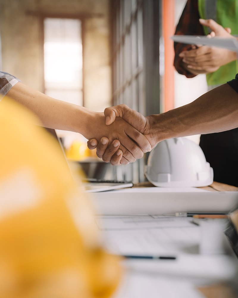 O que levar em consideração na hora de contratar uma construtora